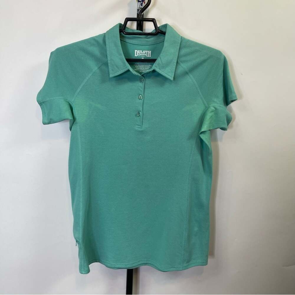 Duluth Trading Company Green Short Sleeve Shirt Size Medium Women’s